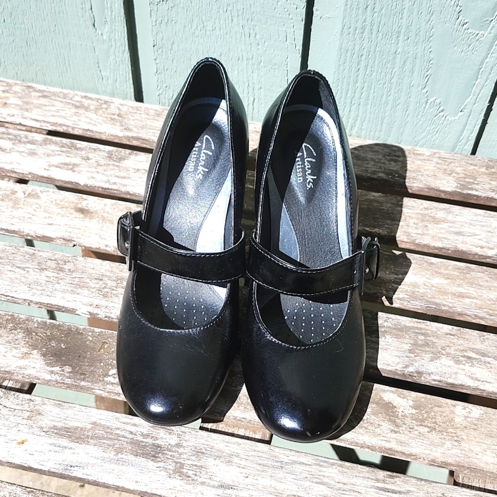Ladies Shoes